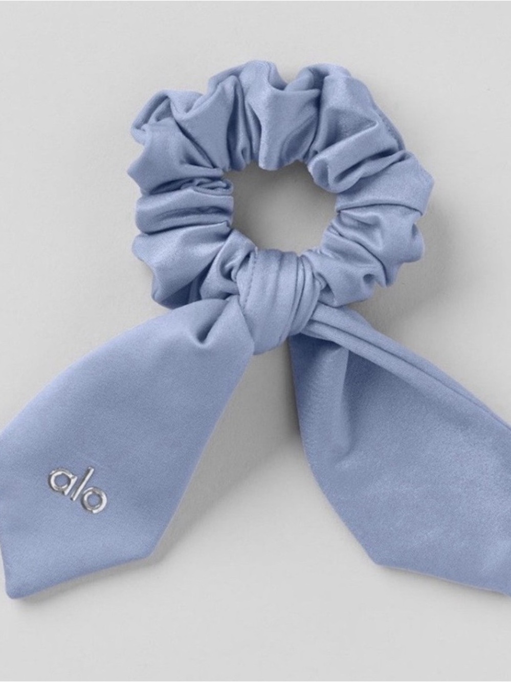 Alo Yoga Airlift Rhythm Scrunchie (One Size) - Winterfrost